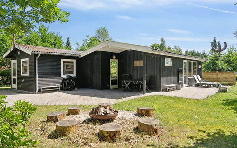 Aukusti - 375M from the Sea: Appartement, Condominium, Landgoed, Balkon, Villa, Hotel