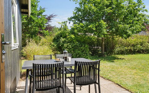 Aukusti - 375M from the Sea: Appartement, Condominium, Landgoed, Balkon, Villa, Hotel