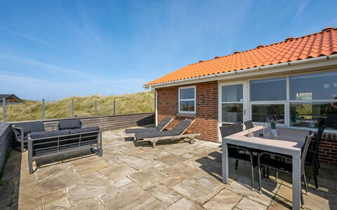 Ema - 500M from the Sea: Lucht, Buitenmeubels, Zand