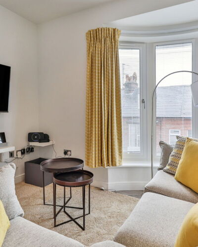 Belle House, Apt 6