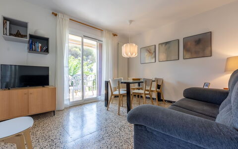 Mas Baixuli: Meubilair, Eigendom, Cabinetry, Comfort, Gebouw, Azure, Hout, Verlichting, Lamp, Interieur Ontwerp