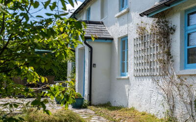 Valley Cottage