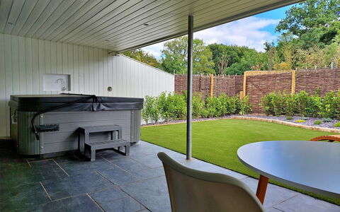 Little Dunley - Willow: Appartement, Balkon, Schaduw, Jachthaven, Hotel, Dok
