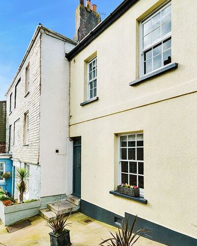 One the Green, Kingsand
