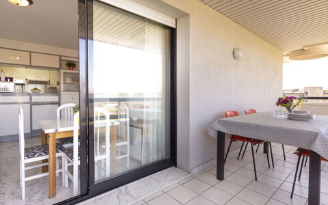 Cancun: Eigendom, Gebouw, Interieur Ontwerp, Kamer, Huis, Meubilair, Onroerend Goed, Verdieping, Architectuur, Plafond