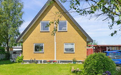 Lacey - 4Km from the Sea