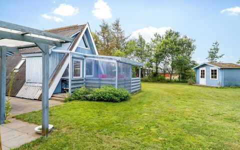 Annalia - 400M from the Sea: Gras, Grasland, Land Lot, Verblijf, Landelijk Gebied, Weide, Garden Gebouwen, Tuin, Schuur