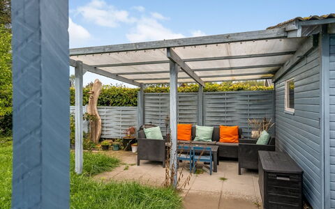 Annalia - 400M from the Sea: Land Lot, Meubilair, Buitenmeubels, Tuin, Schaduw, Outdoor Structuur, Backyard, Garden Gebouwen, Buitentafel, Werf