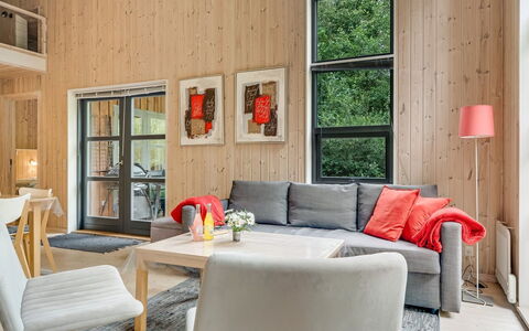 Suna - from the Sea: Gras, Hout, Landelijk Gebied, Struik, Verblijf, Dak, Plain, Land Lot, Huis, Groundcover