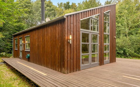 Suna - from the Sea: Gras, Hout, Landelijk Gebied, Struik, Verblijf, Dak, Plain, Land Lot, Huis, Groundcover