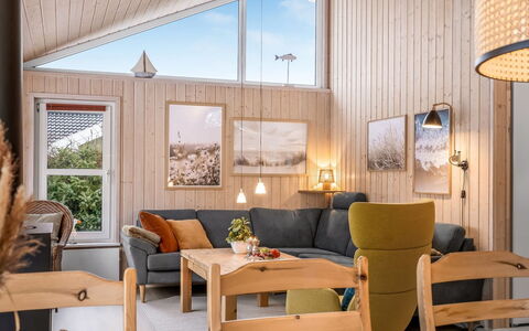 Henne - from the Sea: Meubilair, Interieur Ontwerp, Hout, Flooring, Plafond, Verdieping, Bankstel, Woonkamer, Kamer, Huis