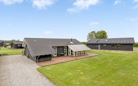 Winald - 150M from the Sea: Gras, Grasland, Land Lot, Verblijf, Landelijk Gebied, Weide, Garden Gebouwen, Tuin, Schuur