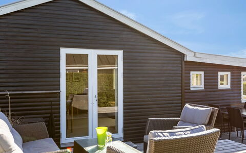 Raymond - 175M from the Sea: Landgoed, Schaduw, Oprit, Boerderij
