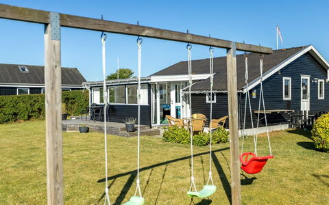 Raymond - 175M from the Sea: Landgoed, Schaduw, Oprit, Boerderij