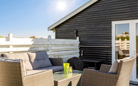 Raymond - 175M from the Sea: Landgoed, Schaduw, Oprit, Boerderij