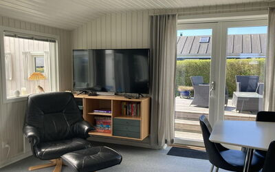 Raymond - 175M from the Sea