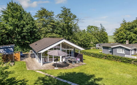 Alfwin - 300M from the Sea: Dak, Huis, Huis, Verblijf, Siding, Landgoed, Oprit, Garden Gebouwen, Werf, Schuur
