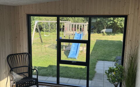 Abbo - 750M from the Sea: Hout, Verdieping, Flooring, Garden Gebouwen, Beits, Hardwood, Houten Vloer, Home Deur, Ontwerp, Stoel