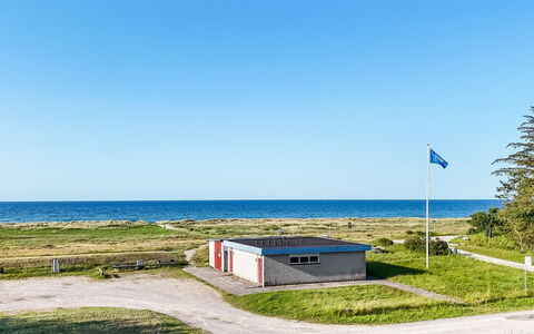 Meglena - 250M from the Sea: Gras, Grasland, Land Lot, Verblijf, Landelijk Gebied, Weide, Garden Gebouwen, Tuin, Schuur
