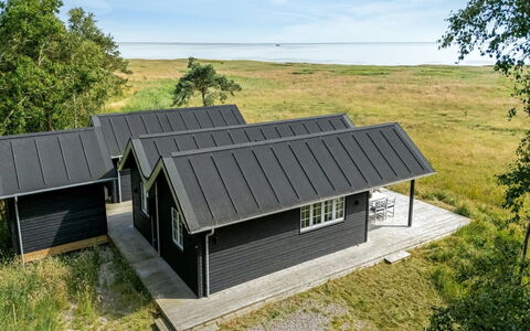 Farman - 150M from the Sea: Hout, Huis, Veranda, Dek, Hardwood, Dak, Beits, Houten Vloer, Eco Hotel