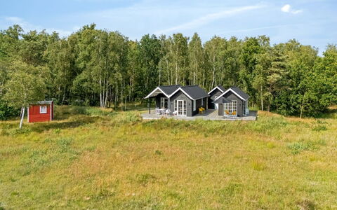Farman - 150M from the Sea: Hout, Huis, Veranda, Dek, Hardwood, Dak, Beits, Houten Vloer, Eco Hotel