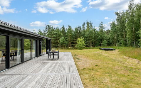 Sighvat - 300M from the Sea: Hout, Huis, Veranda, Dek, Hardwood, Dak, Beits, Houten Vloer, Eco Hotel