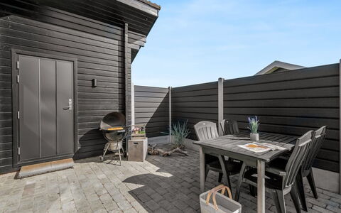 Georg - 200M from the Sea: Gras, Grasland, Land Lot, Verblijf, Landelijk Gebied, Weide, Garden Gebouwen, Tuin, Schuur