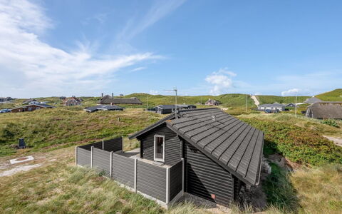 Georg - 200M from the Sea: Gras, Grasland, Land Lot, Verblijf, Landelijk Gebied, Weide, Garden Gebouwen, Tuin, Schuur