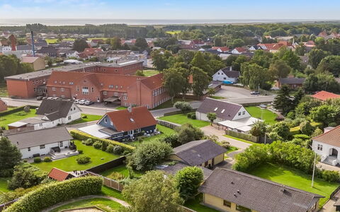Ilmo - 1.9Km from the Sea: Woongebied, Dag, Luchtfotografie, Gebouw, Vogelperspectief, Dak, Huis, Landschap, Huis, Voorstad