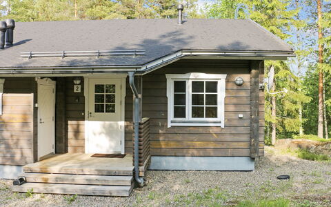 Ahma: Hout, Huis, Verblijf, Huis, Siding, Deur, Dak, Garden Gebouwen, Schuur, Blokhut
