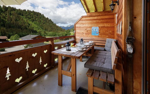 Mon Abri B: Hout, Beits, Hardwood, Plank, Timmerhout, Blokhut, Vernis, Eco Hotel, Veranda, Bergdorp