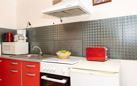Les Jardins: Toestel Van De Keuken, Keuken, Major Appliance, Flooring, Fornuis, Countertop, Interieur Ontwerp, Huishoudapparatuur, Verdieping, Fornuis