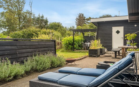 Diderik - 20M to the Fjord: Verblijf, Backyard, Werf, Garden Gebouwen, Schuur, Siding, Buitenmeubels, Blokhut, Outdoor Structuur, Keet