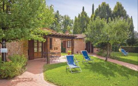 Oasi Della Pergola: Struik, Tuin, Toevlucht, Woongebied, Landgoed, Buitenmeubels, Backyard, Gazon, Zwembad