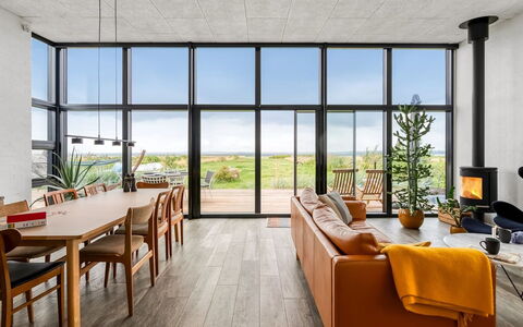 Bondi - 75M from the Sea: Gras, Grasland, Land Lot, Verblijf, Landelijk Gebied, Weide, Garden Gebouwen, Tuin, Schuur