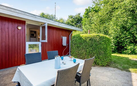 Viktoria - 500M from the Sea: Gras, Grasland, Land Lot, Verblijf, Landelijk Gebied, Weide, Garden Gebouwen, Tuin, Schuur