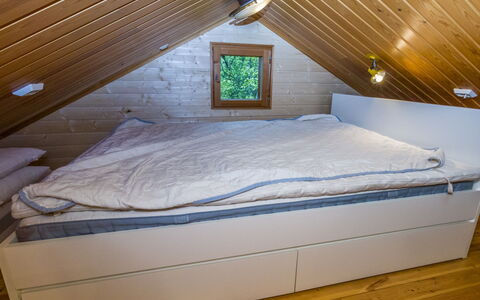 Riekkola: Hout, Flooring, Verdieping, Meubilair, Interieur Ontwerp, Slaapkamer, Kamer, Bed, Hardwood, Houten Vloer