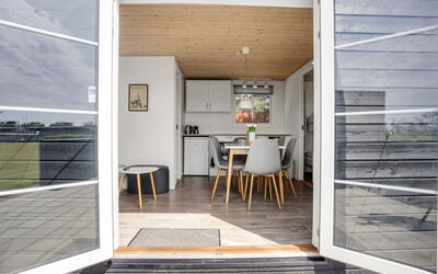Brun - 900M from the Sea