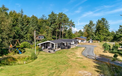 Bodulf - 850M from the Sea: Verblijf, Landgoed, Landscaping