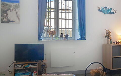 Le Couvent: Blauw, Interieur Ontwerp, Meubilair, Verlichting, Kamer, Verdieping, Woonkamer, Beits, Stoel