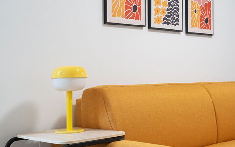 Aselli Home: Meubilair, Geel, Interieur Ontwerp, Bankstel, Woonkamer, Tafel, Verdieping, Oranje, Flooring, Verlichting