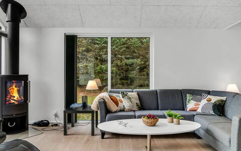 Abiorn - from the Sea: Verblijf, Backyard, Werf, Garden Gebouwen, Schuur, Siding, Buitenmeubels, Blokhut, Outdoor Structuur, Keet