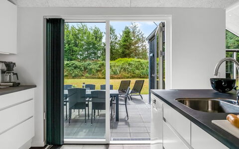 Abiorn - from the Sea: Verblijf, Backyard, Werf, Garden Gebouwen, Schuur, Siding, Buitenmeubels, Blokhut, Outdoor Structuur, Keet