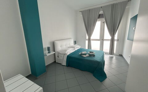 Case Martorelli - Belvedere Marittimo: Meubilair, Verdieping, Flooring, Interieur Ontwerp, Kamer, Plafond, Slaapkamer, Appartement, Bed, Stoel