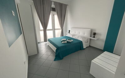 Appartamento Briseide: Meubilair, Verdieping, Flooring, Interieur Ontwerp, Kamer, Slaapkamer, Bed, Appartement, Stoel, Bedding