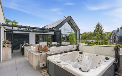 Luxury Retreat Resort