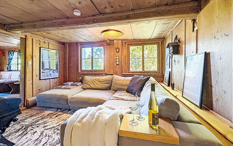 Winterberg: Hout, Meubilair, Interieur Ontwerp, Huis, Kamer, Verdieping, Woonkamer, Bankstel, Plafond, Verblijf