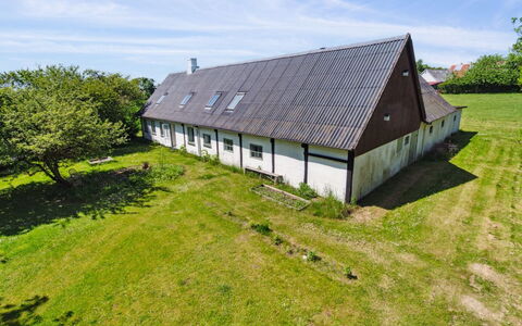 Aarni - 6.5Km from the Sea: Appartement, Condominium, Landgoed, Balkon, Villa, Hotel