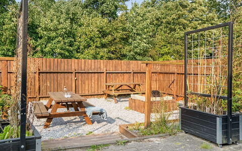 Har - 1.2Km from the Sea: Gras, Grasland, Land Lot, Verblijf, Landelijk Gebied, Weide, Garden Gebouwen, Tuin, Schuur