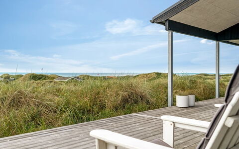 Jannus - 600M from the Sea: Hout, Meubilair, Appartement, Kamer, Plafond, Beits, Stoel, Hardwood, Vernis, Timmerhout